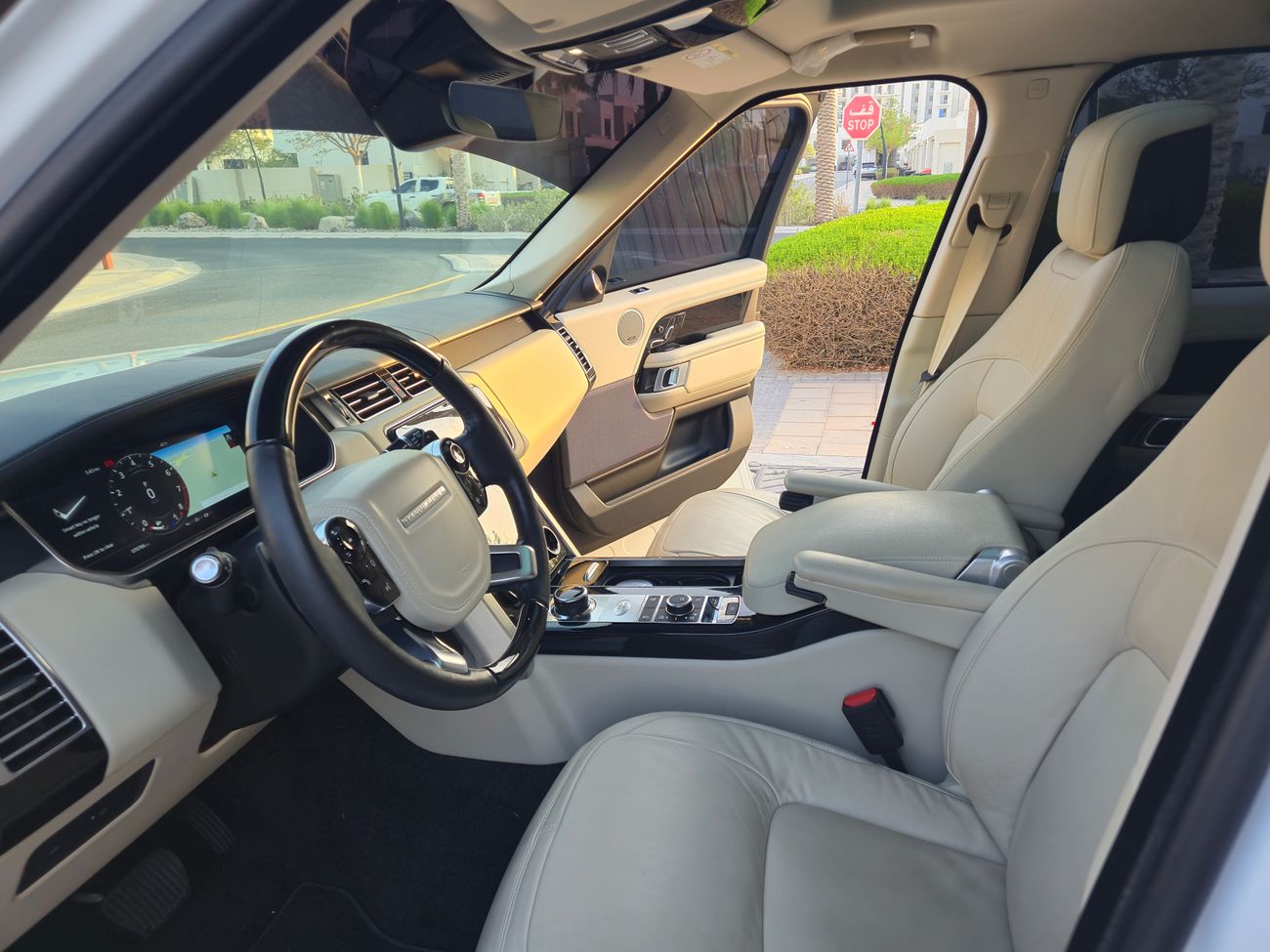 لاند روفر رينج روفر P400 HSE V6 SC GCC Al tayer full service history