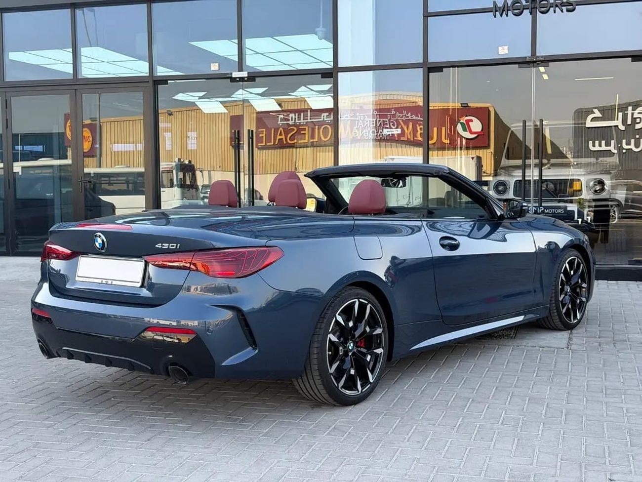 بي أم دبليو 430i LUXURY M SPORT PACKAGE