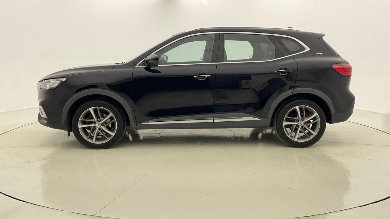 أم جي HS LUXURY TROPHY 2 | بدون دفعة مقدمة | اختبار القيادة في المنزل