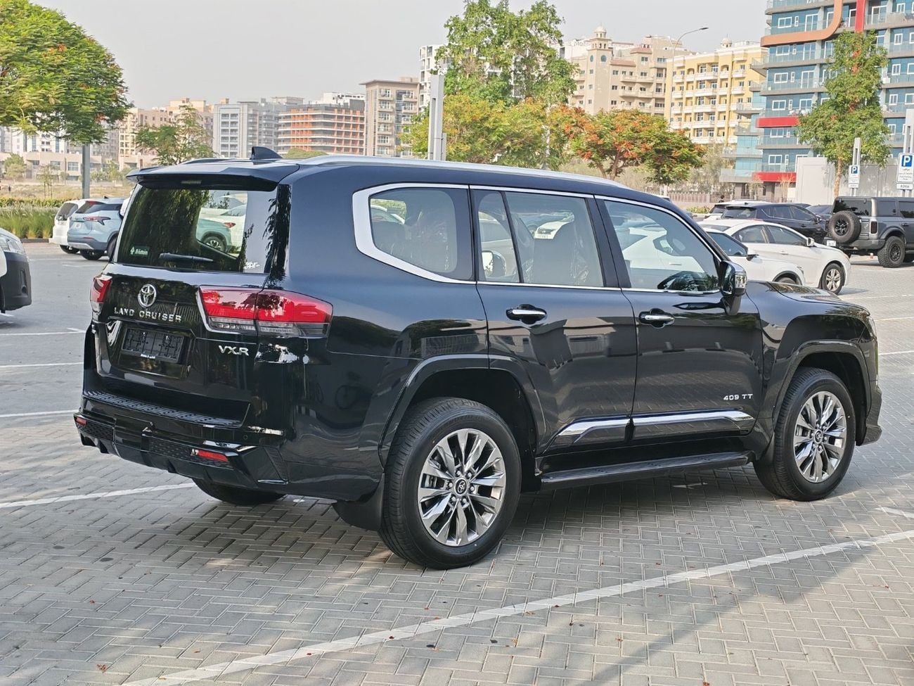 Toyota Land Cruiser VXR
