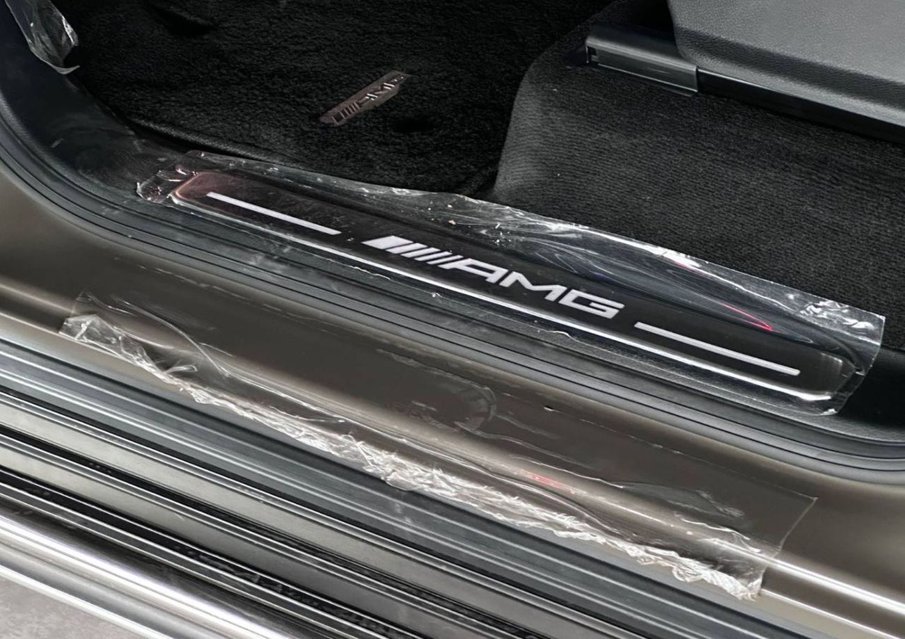 Mercedes-Benz G 63 AMG Std 4.0L