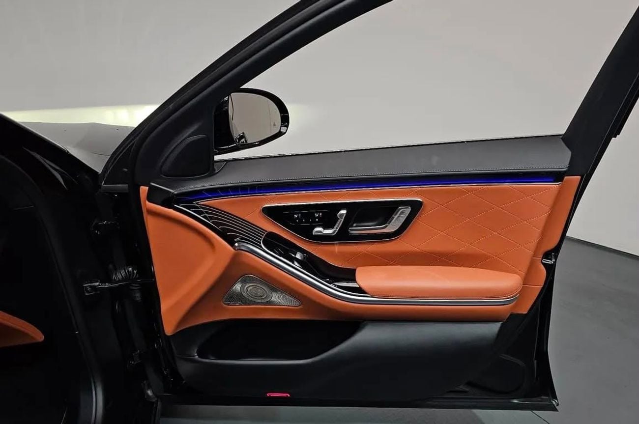مرسيدس بنز S580 L 4M EXCLUSIVE