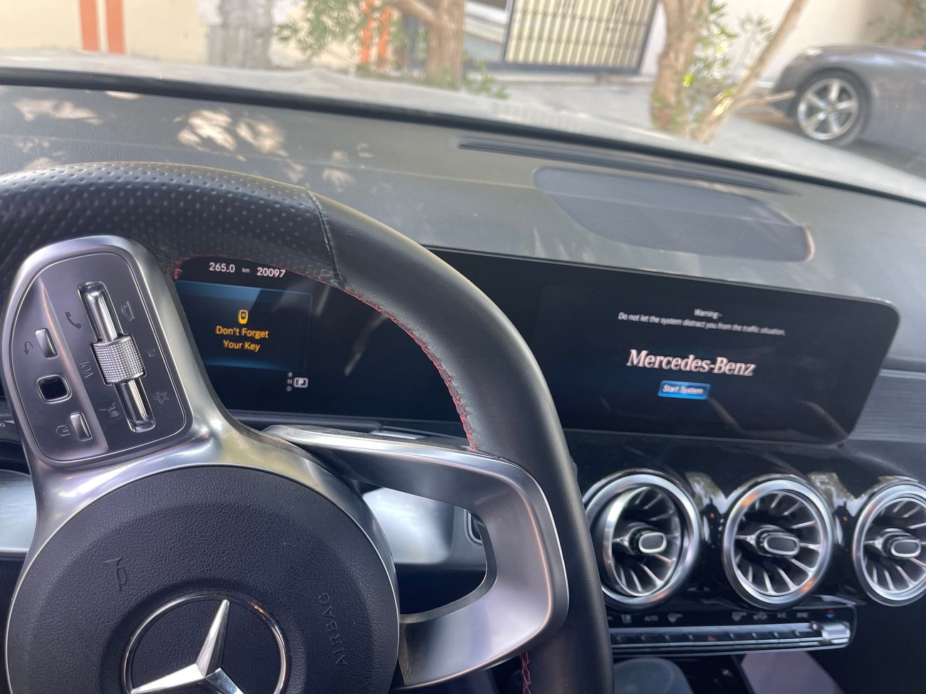 Mercedes-Benz GLB 250