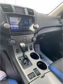 Toyota Highlander 2013 Toyota Highlander XLE+ 4x4 Full Option 7 Seater With Rear CAM & Rims - Canadian Specs - 145,000