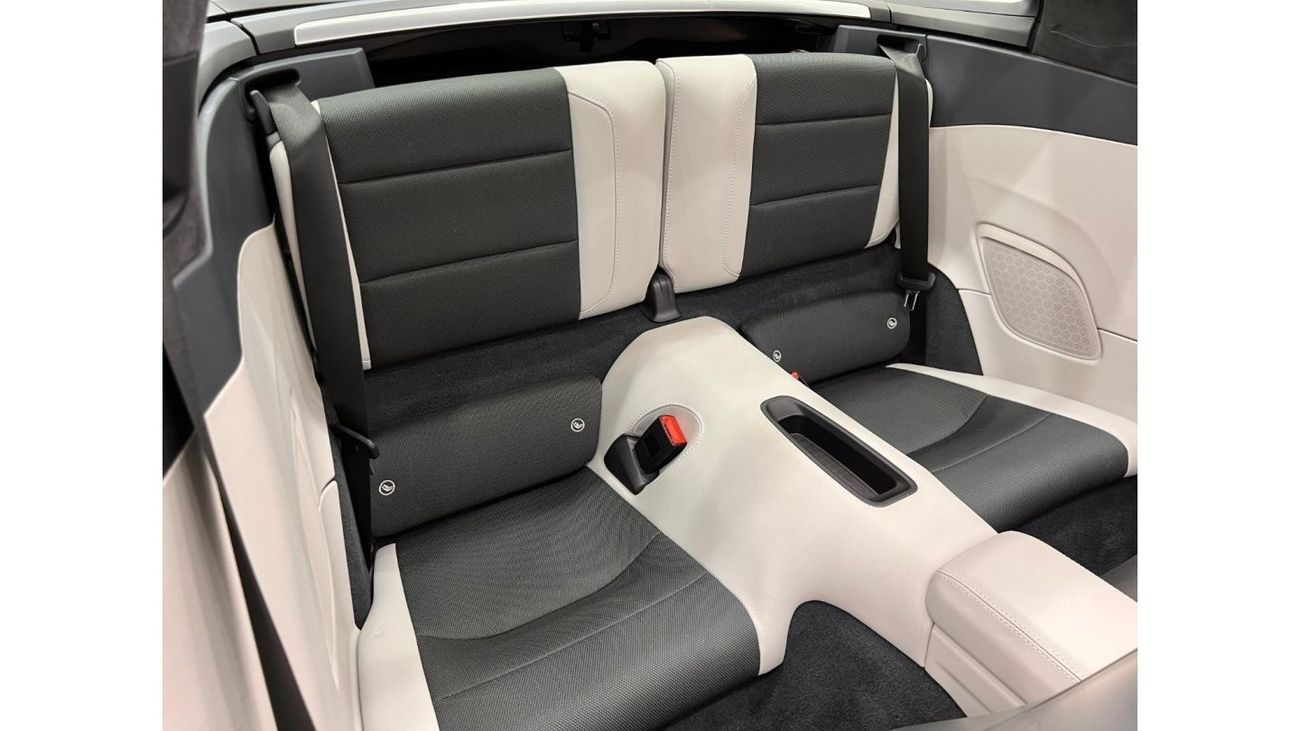 Porsche 911 2019 Porsche 911/991.2 Targa 4, Nov 2024 Porsche Warranty, Full Porsche Service History, Low Kms,GCC