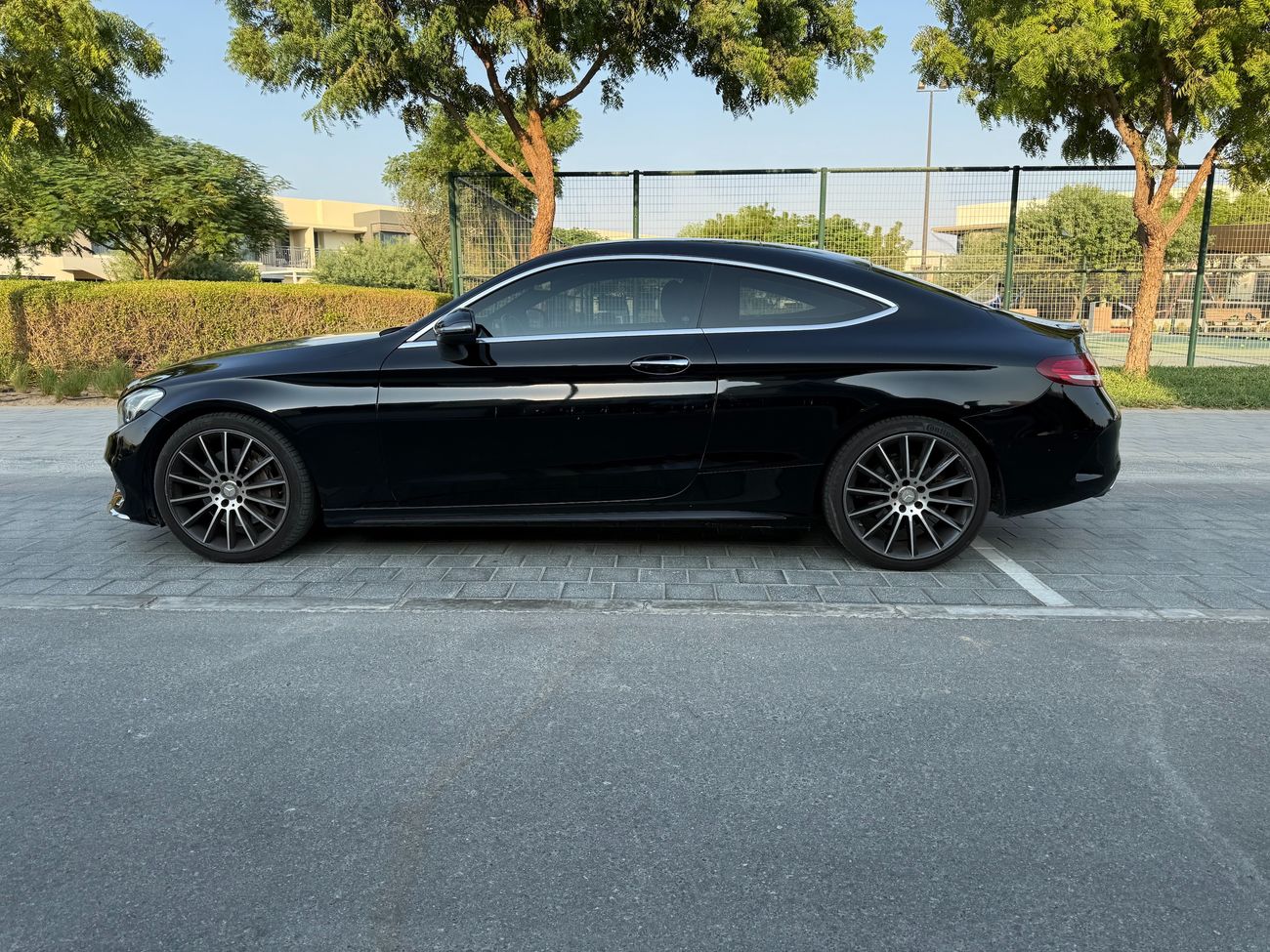 Mercedes-Benz C 200 Coupe GCC Specs | First owner | No Accidents