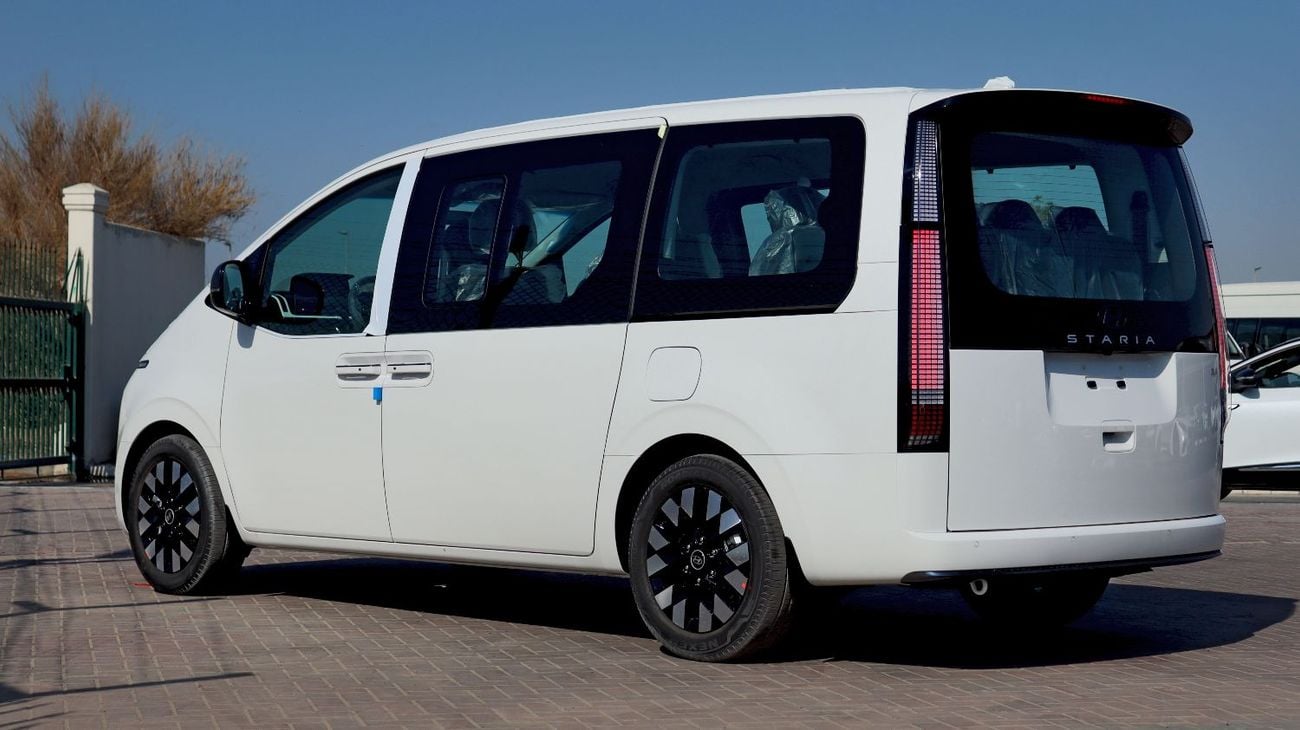 Hyundai Staria 3.5L | 7 Seater VIP luxury configuration | Boss Sounds | 360 Camera | Remote Engine Start