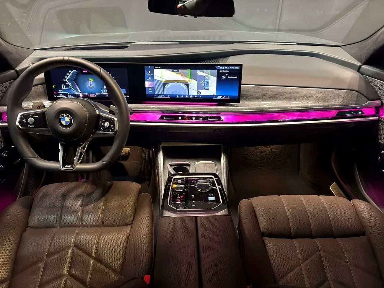 بي أم دبليو 740i 740i MSPORT | GCC SPEC | WARRANTY