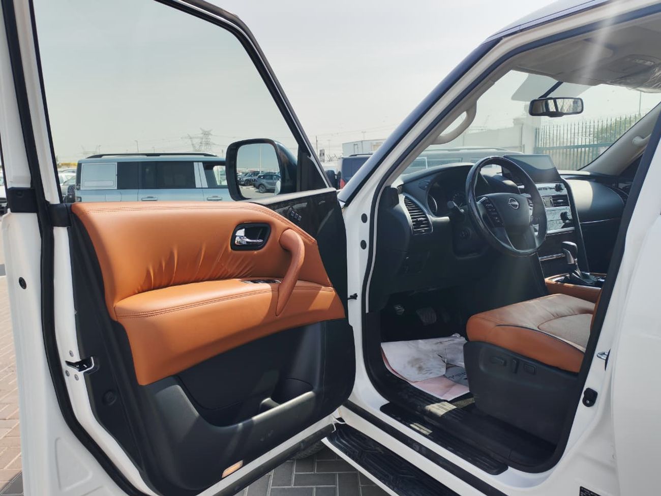 Nissan Patrol 2024 Nissan Patrol LE Platinum (Full-Option) 5.6L V8 Petrol A/T 4WD Export Only