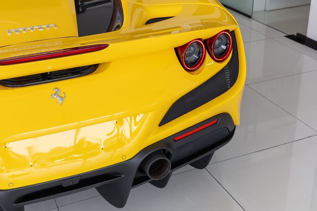Ferrari F8 Spider STD 3.9T V8 Ferrari F8 Spider 2022 | Pristine | Fully Carbon Interior &amp; Exterior | Carbon Steeri