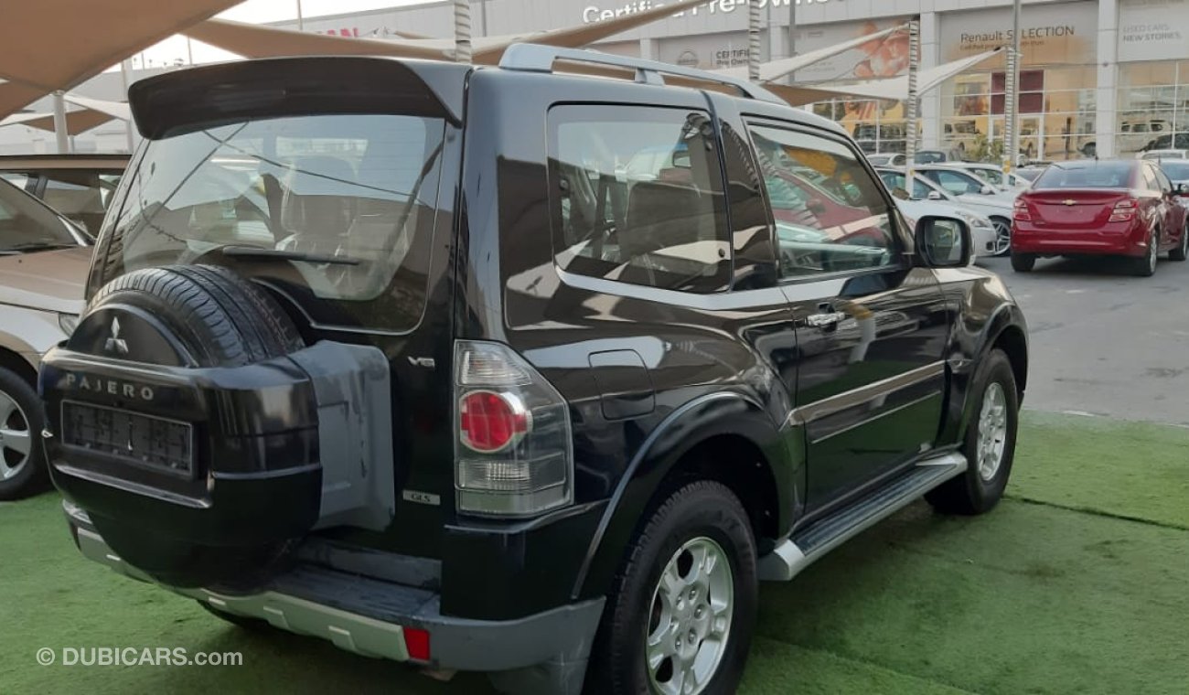 Mitsubishi Pajero Gulf - cruise control - screen - alloy wheels in excellent condition do not need any expenses