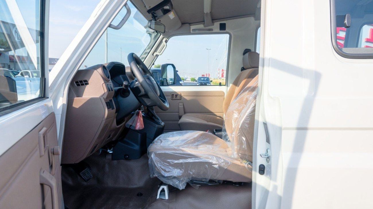 تويوتا لاند كروزر 70 Toyota Land Cruiser LC78 2025 2.8L Diesel 4WD 3 Doors