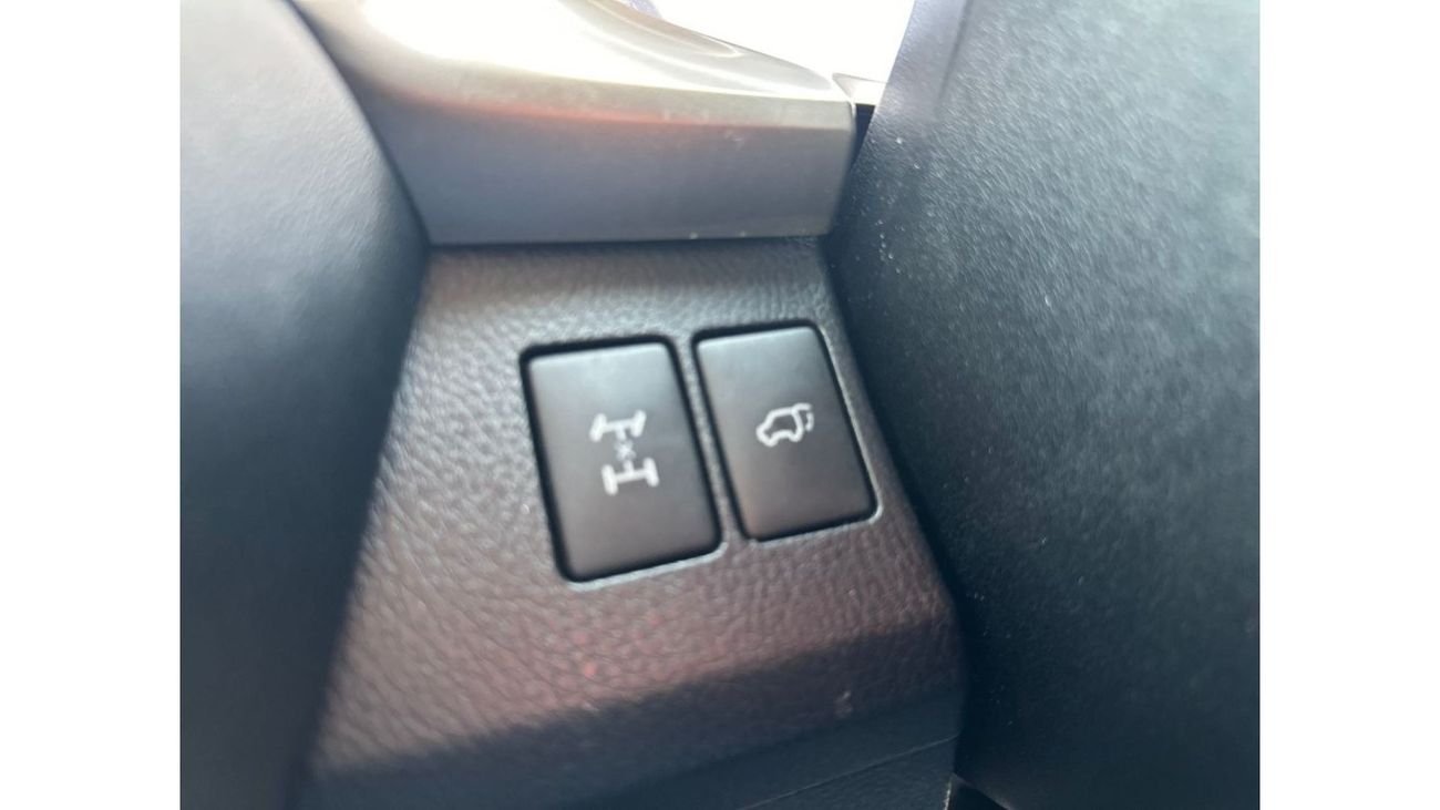 Toyota RAV4 EXCELLENT CONDITION | SUNROOF | 2.2L DIESEL | RHD | 2015 | ELECTRIC SEAT | REAR VIEW CAMERA