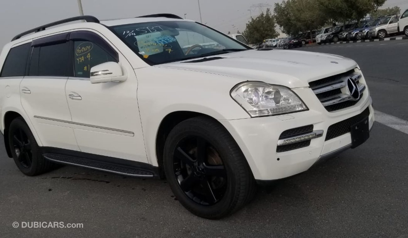 مرسيدس بنز GL 550 4Matic  2007 Fresh Imported Japan Immaculate Condition Full Option V8 '5.5Litre'