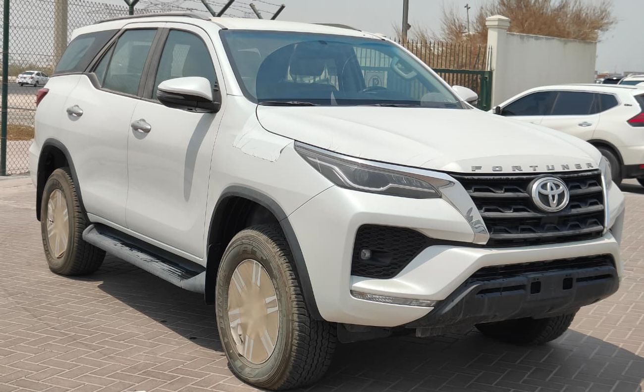 Toyota Fortuner 2024 Toyota Fortuner SR5 High-Option 7-Seater 2.4L 4-Cyl Turbo Diesel A/T 4x4 Export Only