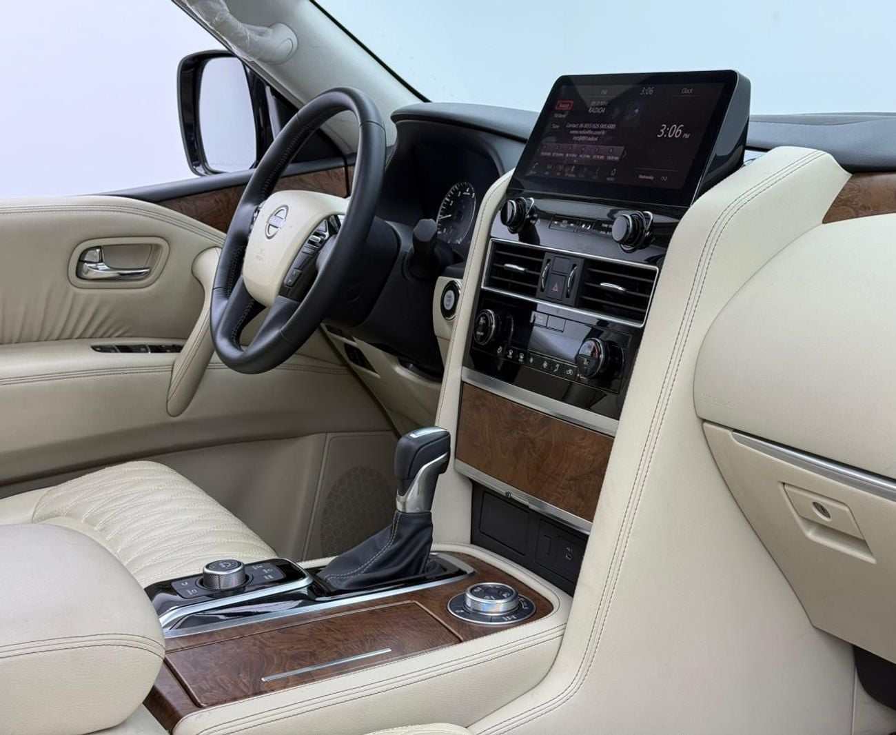 نيسان باترول SE 4.0L 2023 Nissan Patrol AWR SE ,Nissan Warranty+Service contract+Full Service History ,GCC
