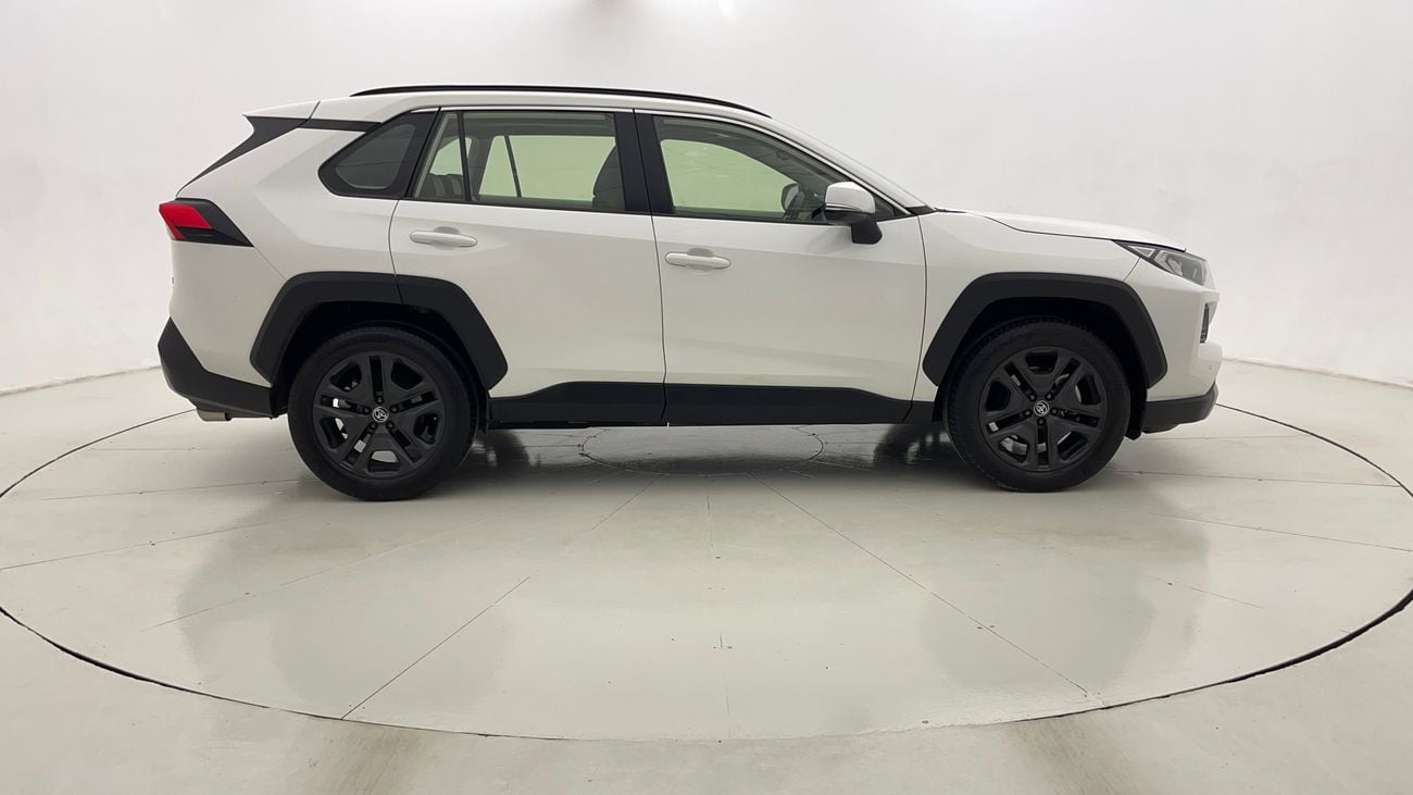 تويوتا راف ٤ ADVENTURE 2.5 | بدون دفعة مقدمة | اختبار القيادة في المنزل