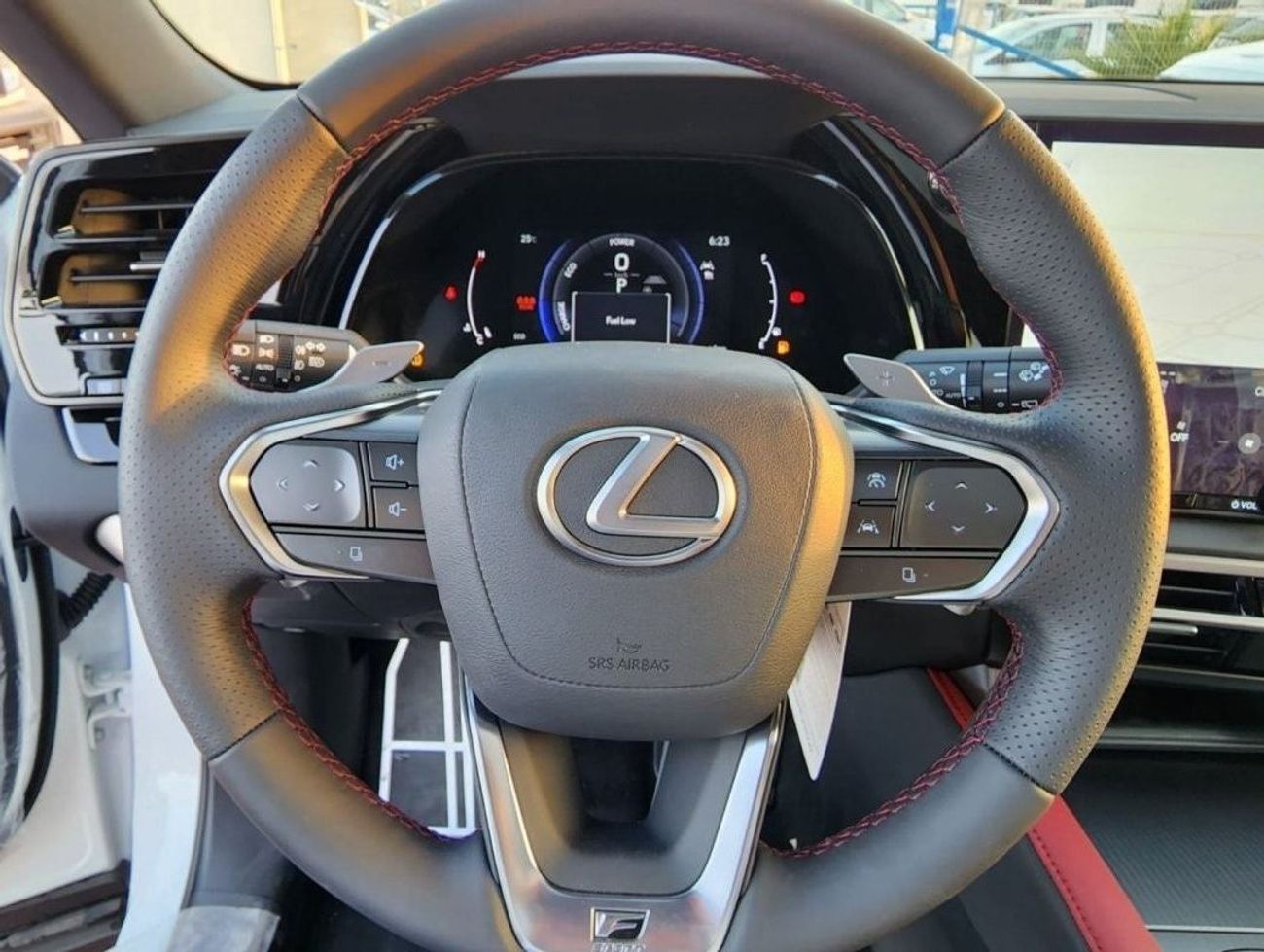 لكزس RX 500h لكزس RX500h F-Sport 2.4 لتر هايبرد ، CUV ، دفع رباعي ، 5 أبواب الميزات: 360 كاميرا ، رادار ، مثبت ال