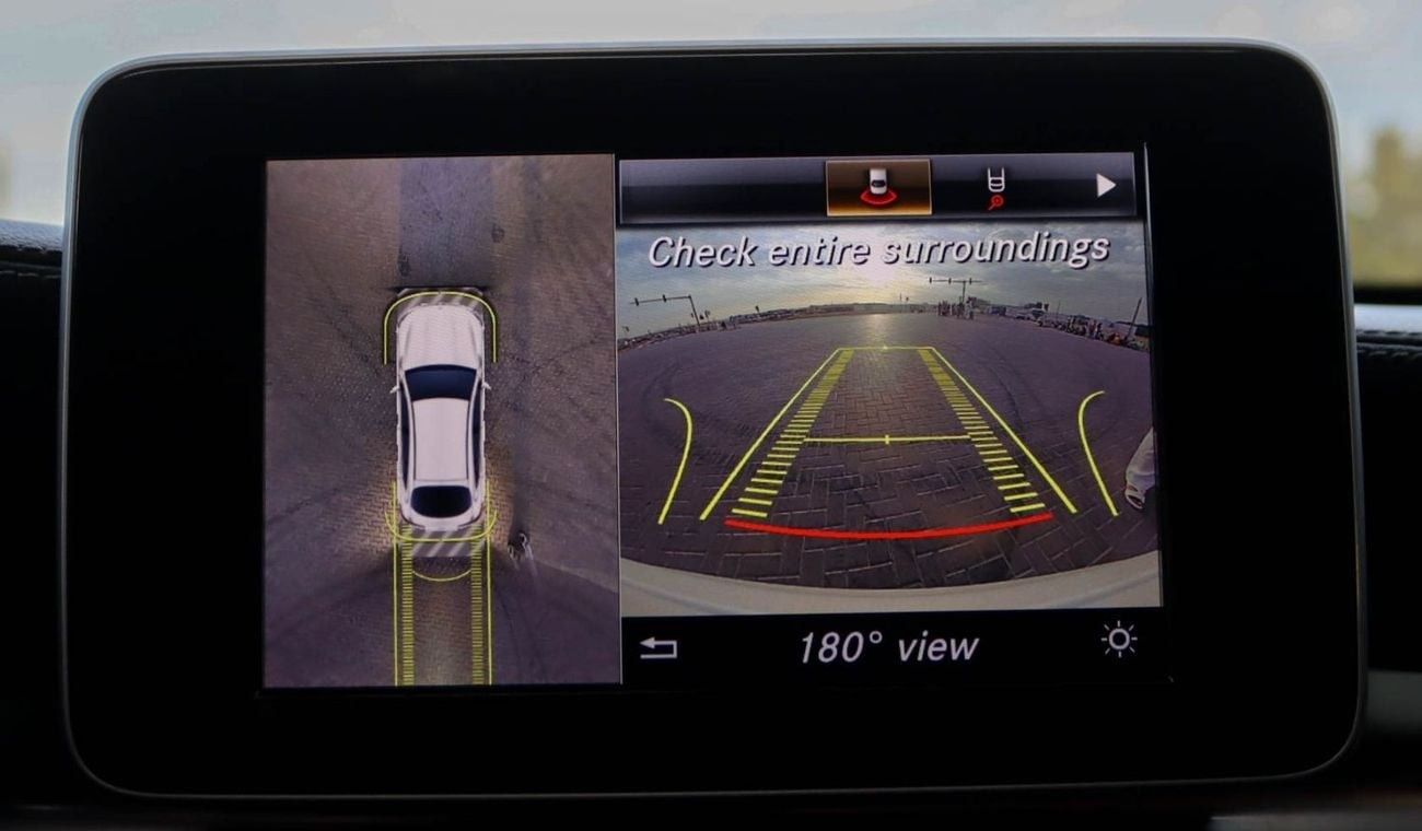 Mercedes-Benz GLC 250 4MATIC 2.0L Mercedes GLC 250, 2018, 4MATIC, GCC, original paint accident-free in excellent condition