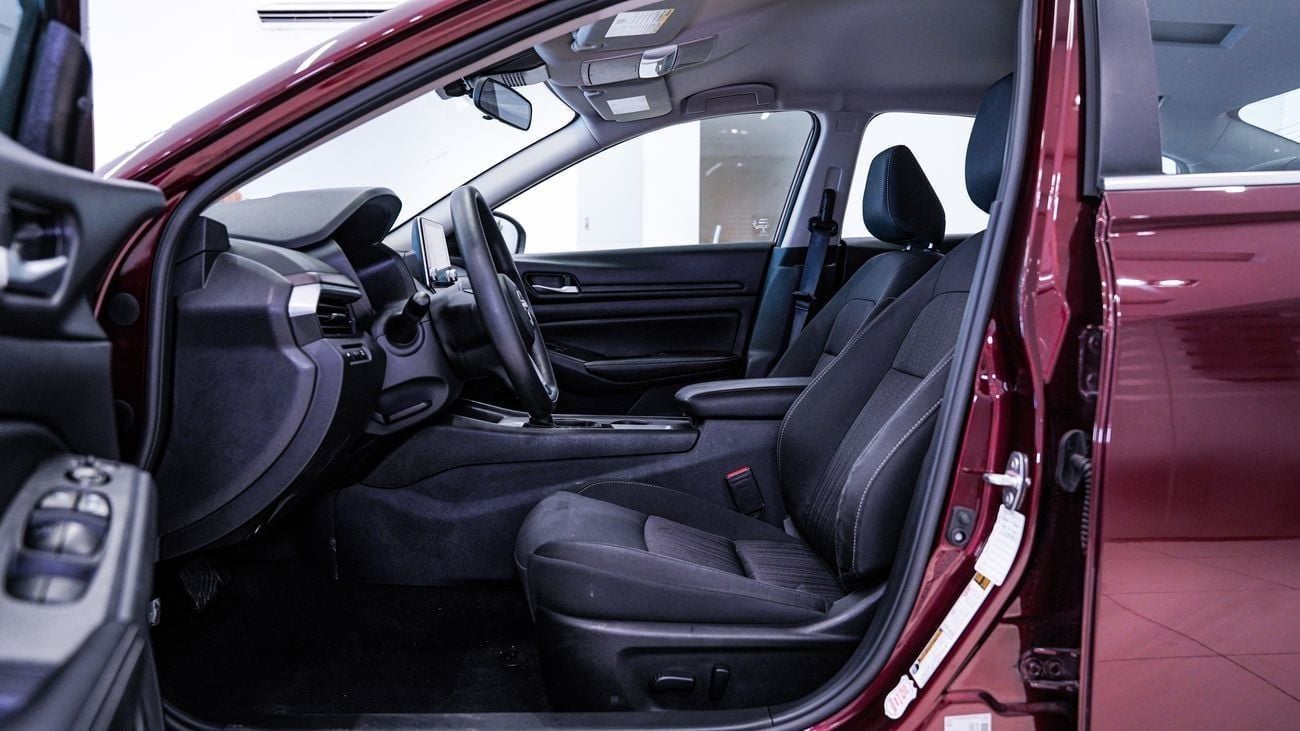 Nissan Altima SV