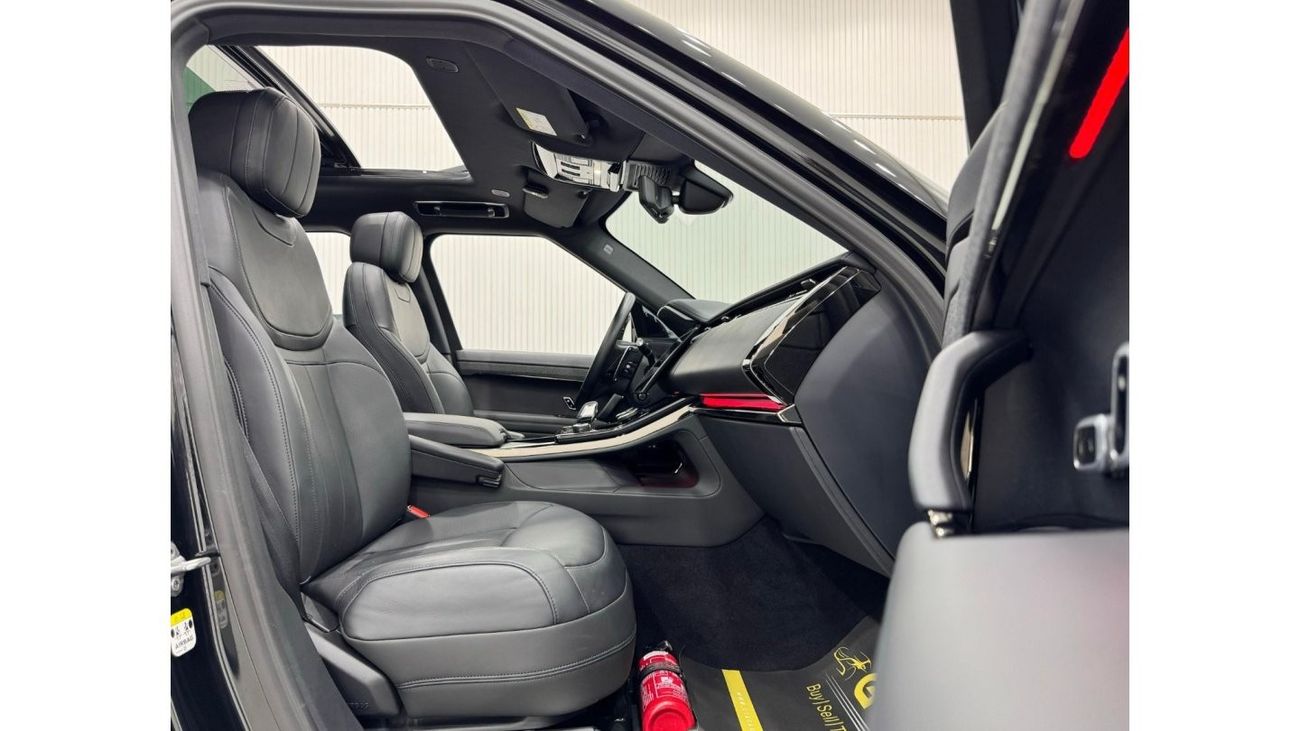 Land Rover Range Rover Sport 2023 Range Rover Sport HSE V6, Jan 2028 Range Rover Warranty, Full Options, Very Low Kms, GCC