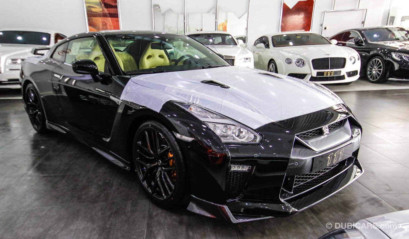 Nissan GT-R