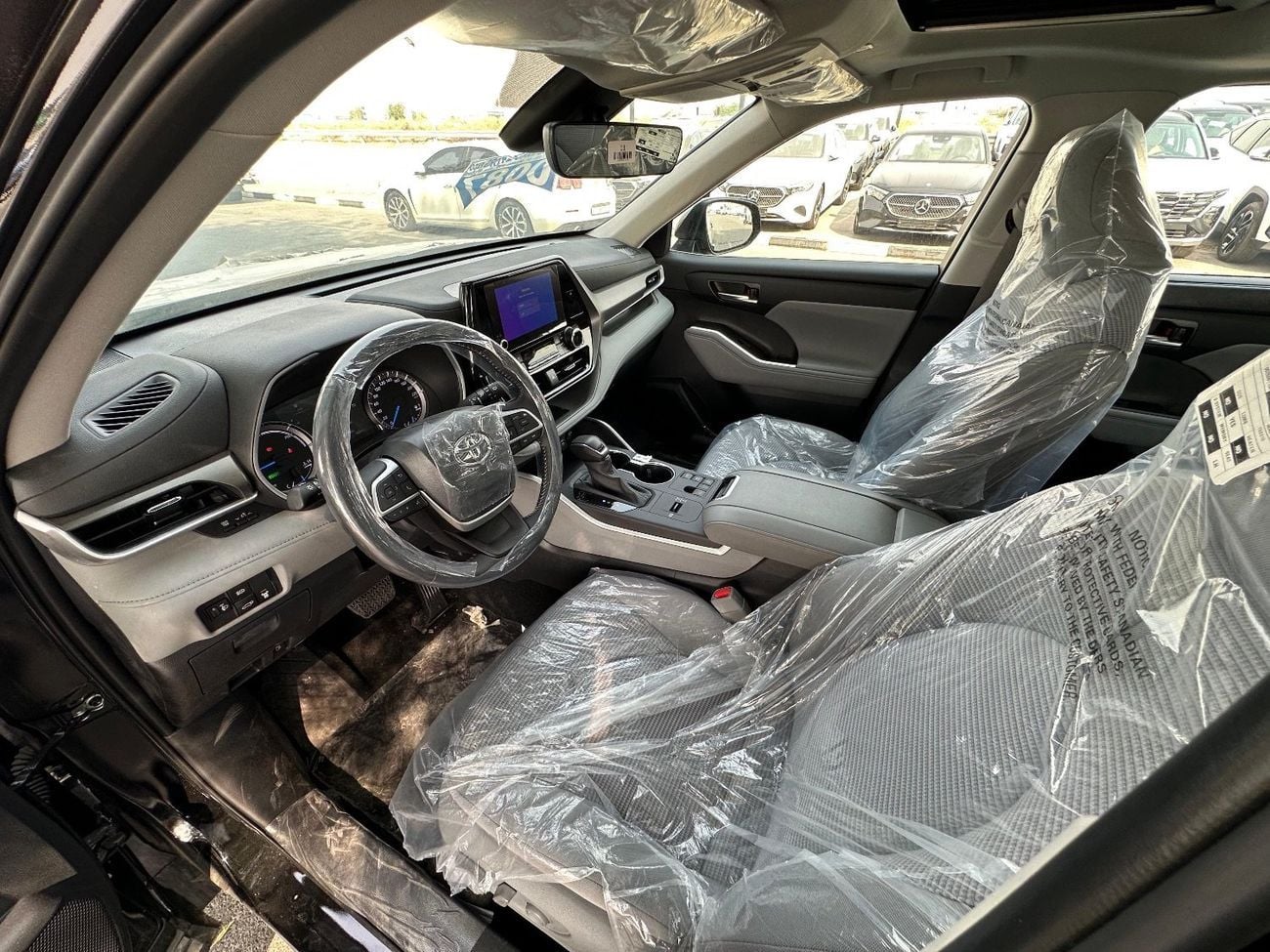 تويوتا هايلاندر 2.5L Hybrid GXR (AWD)