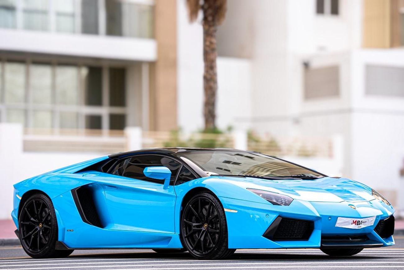 Lamborghini Aventador 6.5L V12 GCC Full service history