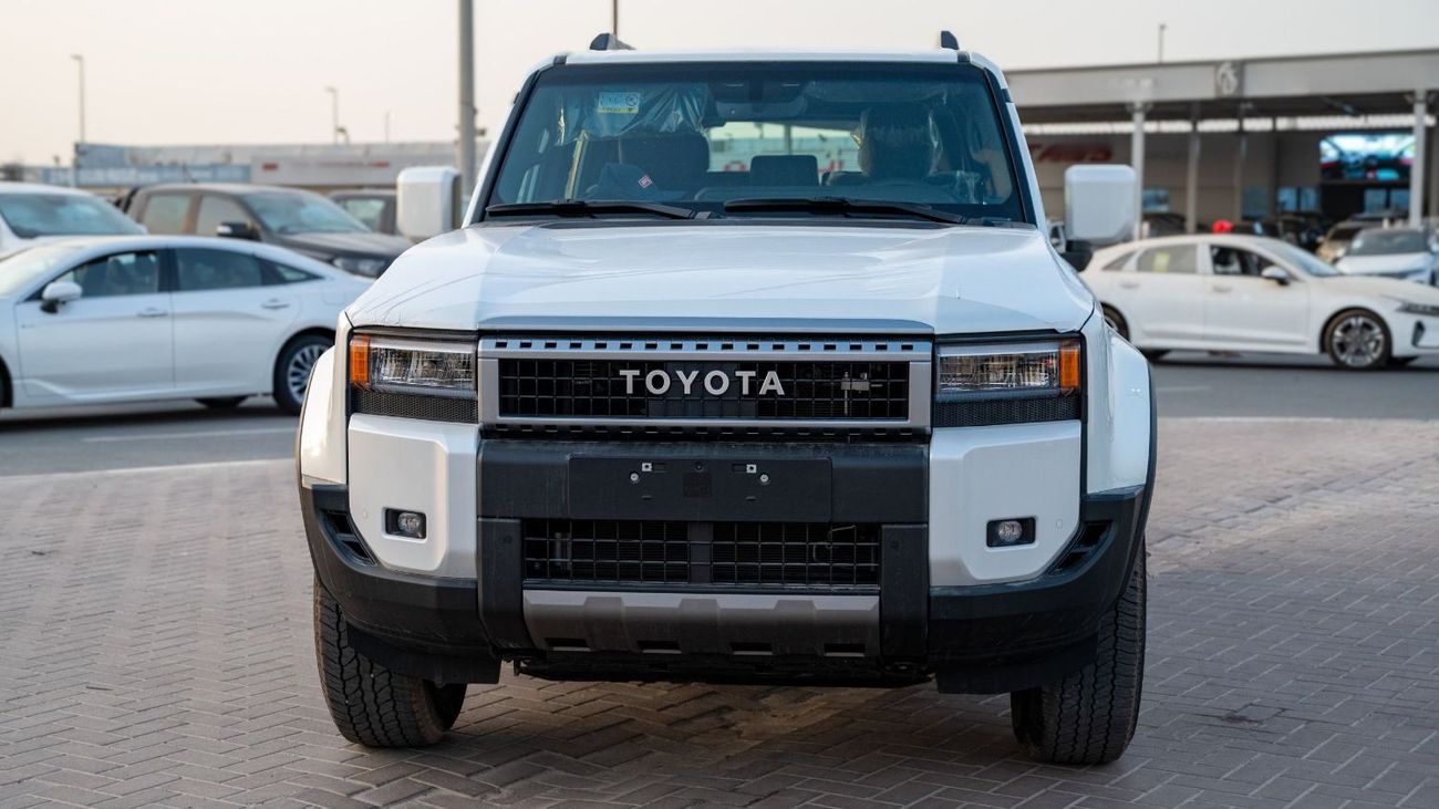 تويوتا برادو 2.8T DSL All Rounder . Four Wheel Drive , 7 Seats . 5 Door . Automatic