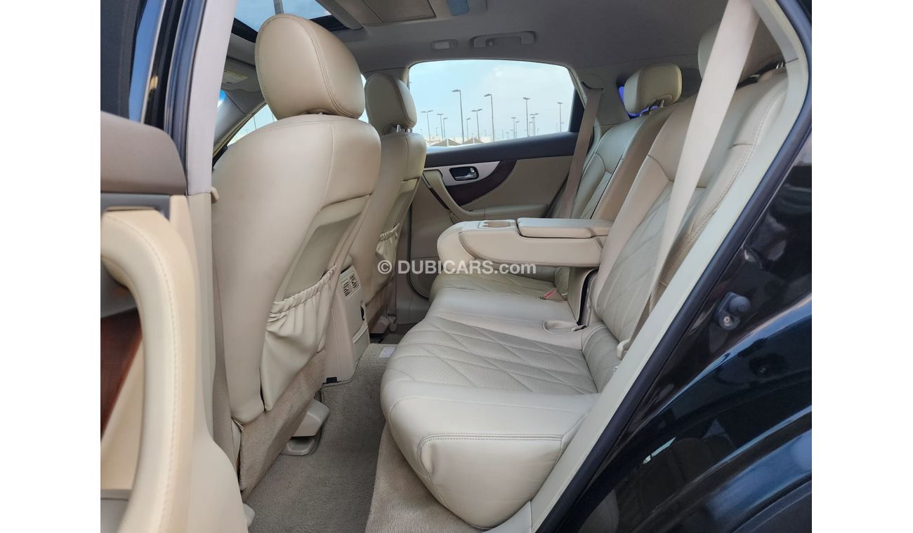 Infiniti FX35 Infiniti FX 35_Gcc_2012_Excellent_Condition _Full option