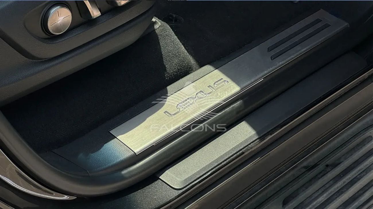 Lexus LX 600 Lexus LX600 3.5L LX URBAN 10 AT