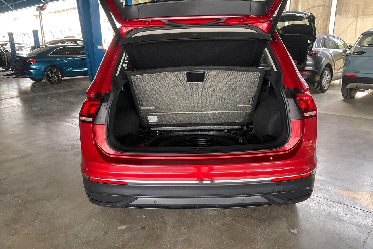 Volkswagen Tiguan Life | Guaranteed Warranty | 0 Down Payment