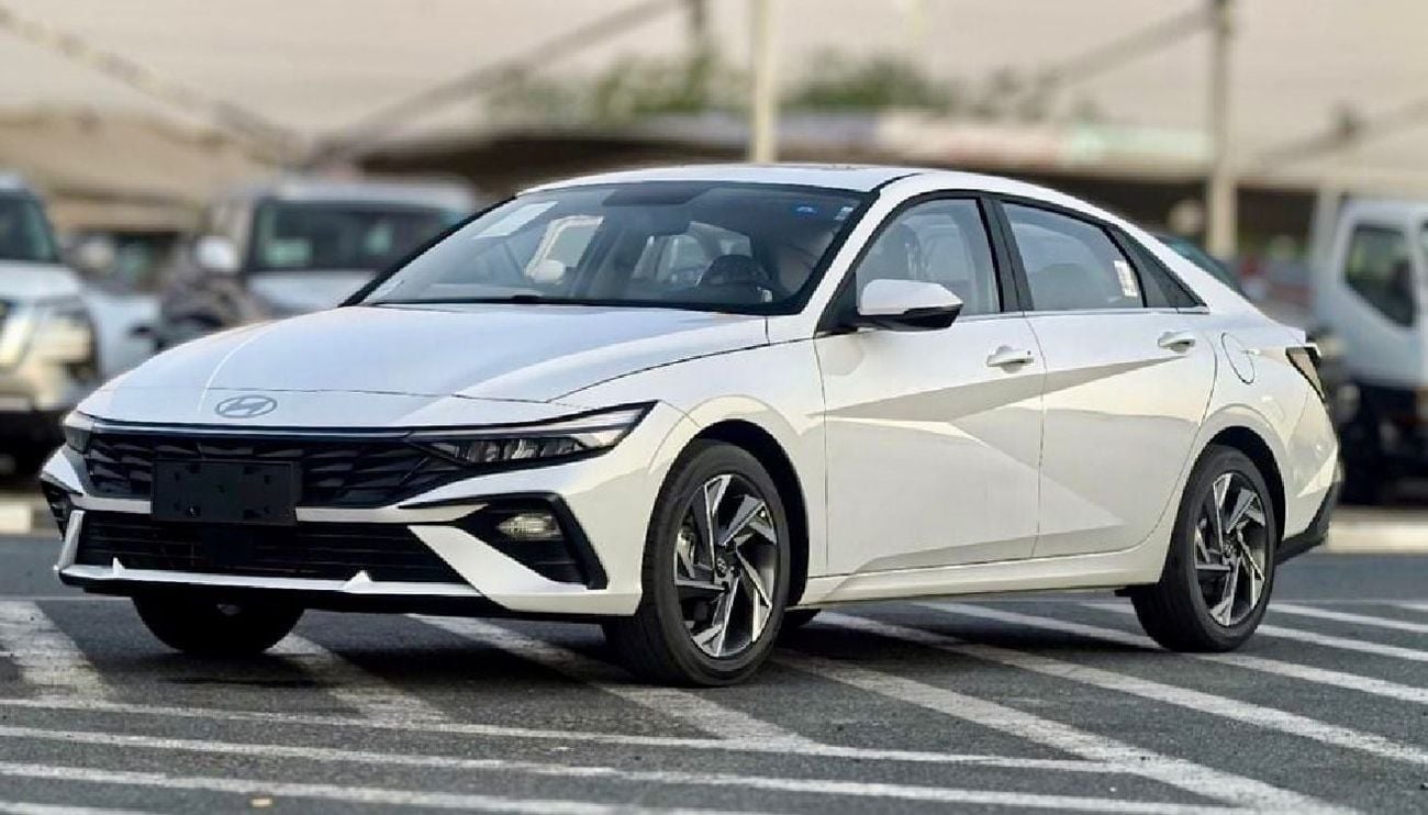 Hyundai Elantra ELITE | 1.5L PETROL | SUNROOF WITH LEATHER | CHINESE SPECS