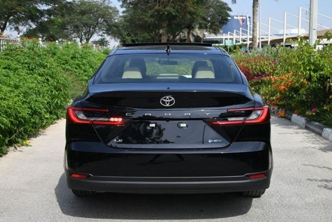 Toyota Camry 2025 TOYOTA CAMRY LE HYBRID 2.5L AT