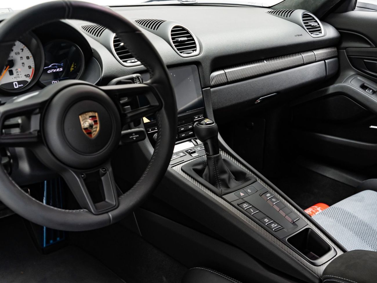 بورش كايمان 718 GT4 RS 4.0L (493 HP) A/T