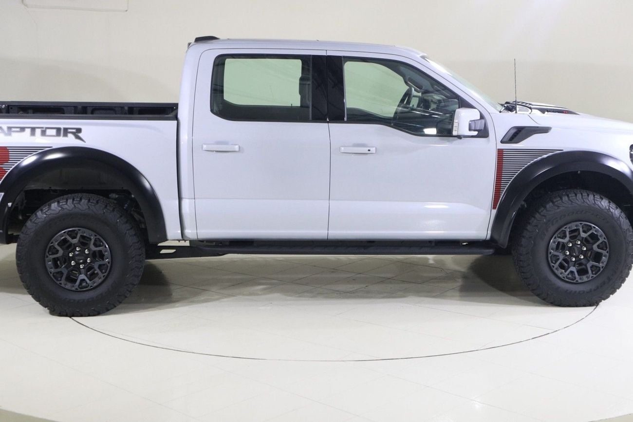Ford F-150 RAPTOR CREW CAB LUX RP1824 /AL TAYER MOTORS / AL QOUZ SHOWROOM