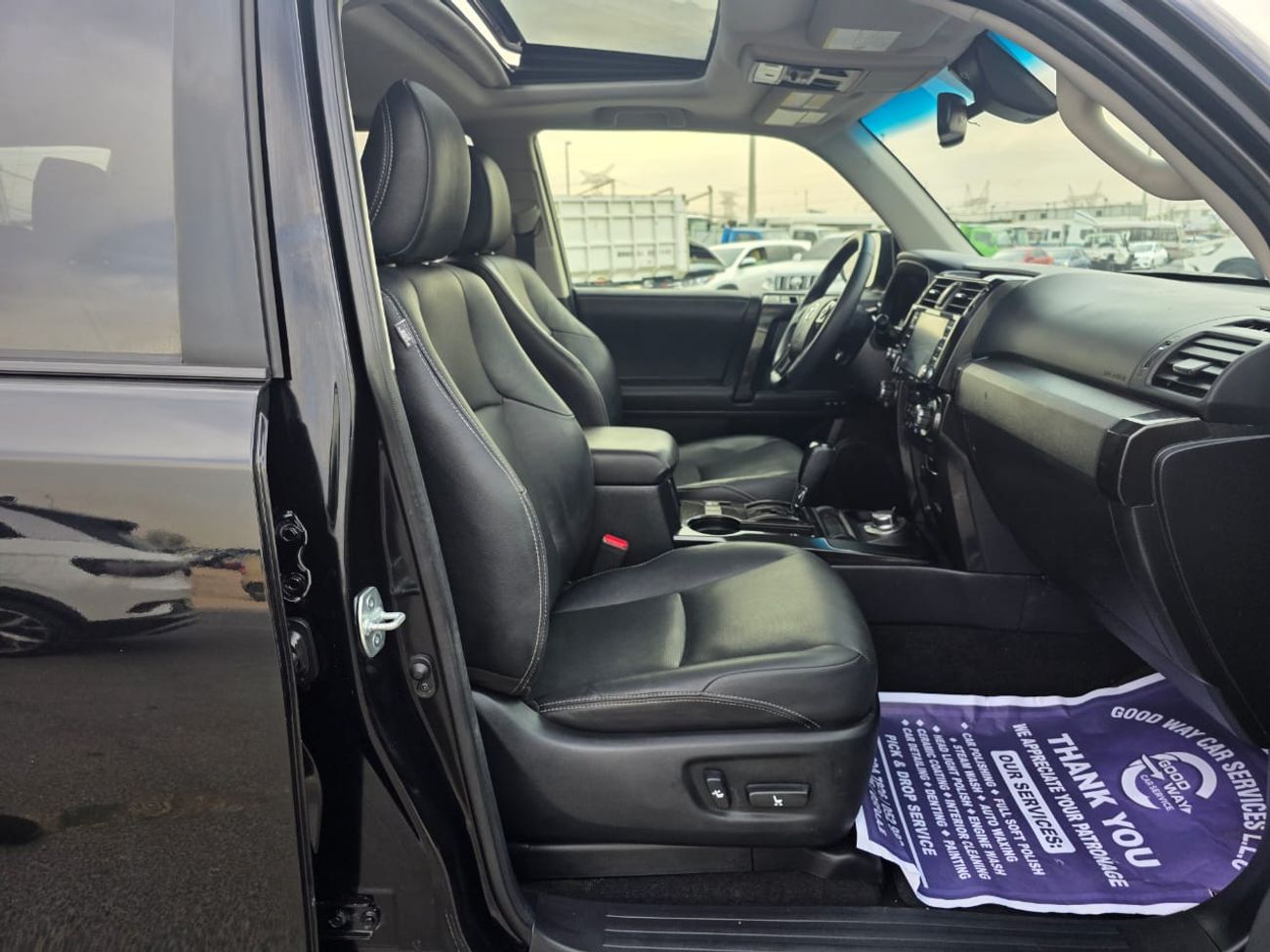 تويوتا Runner4 Nightshade Edition