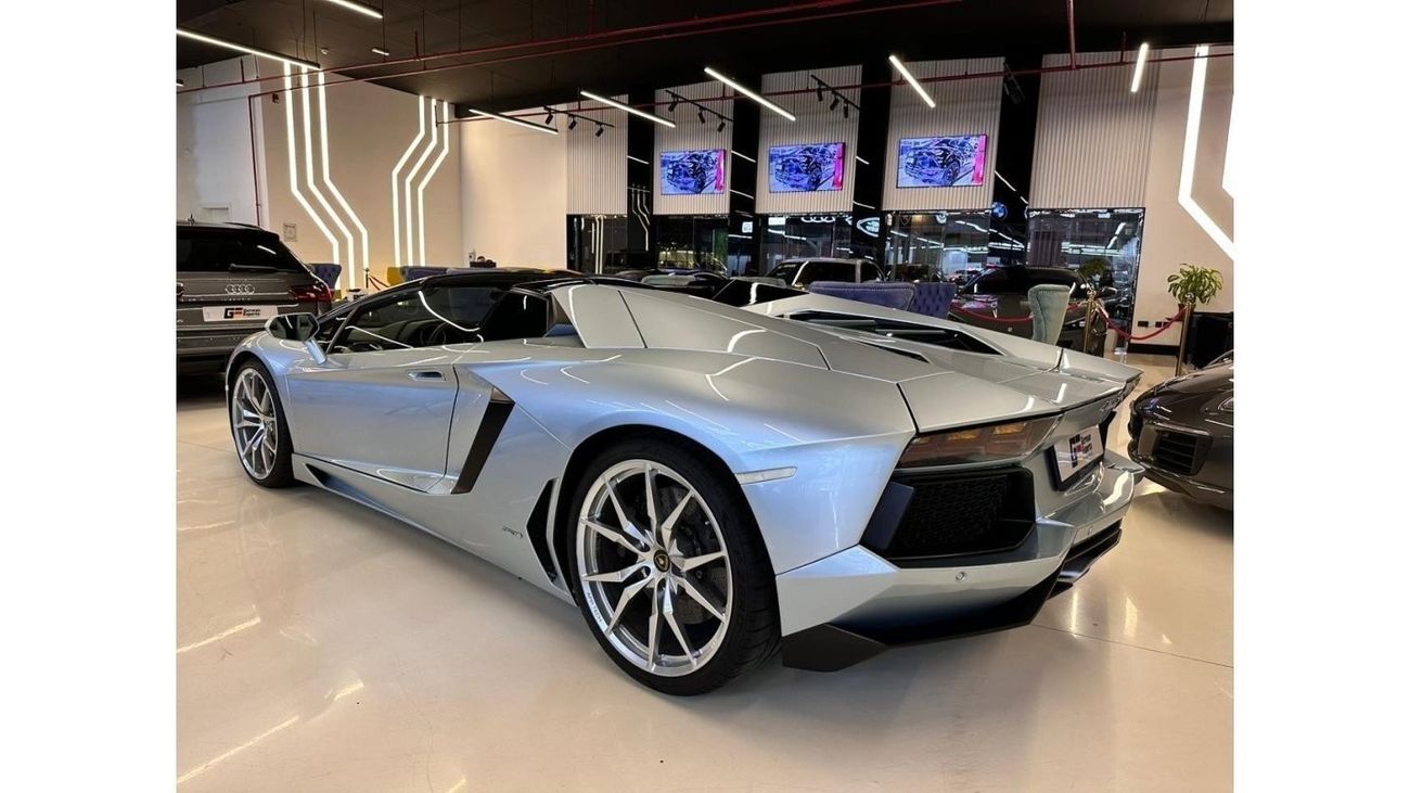 لامبورغيني أفينتادور LP700