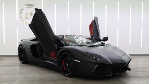 لامبورغيني أفينتادور ROADSTER