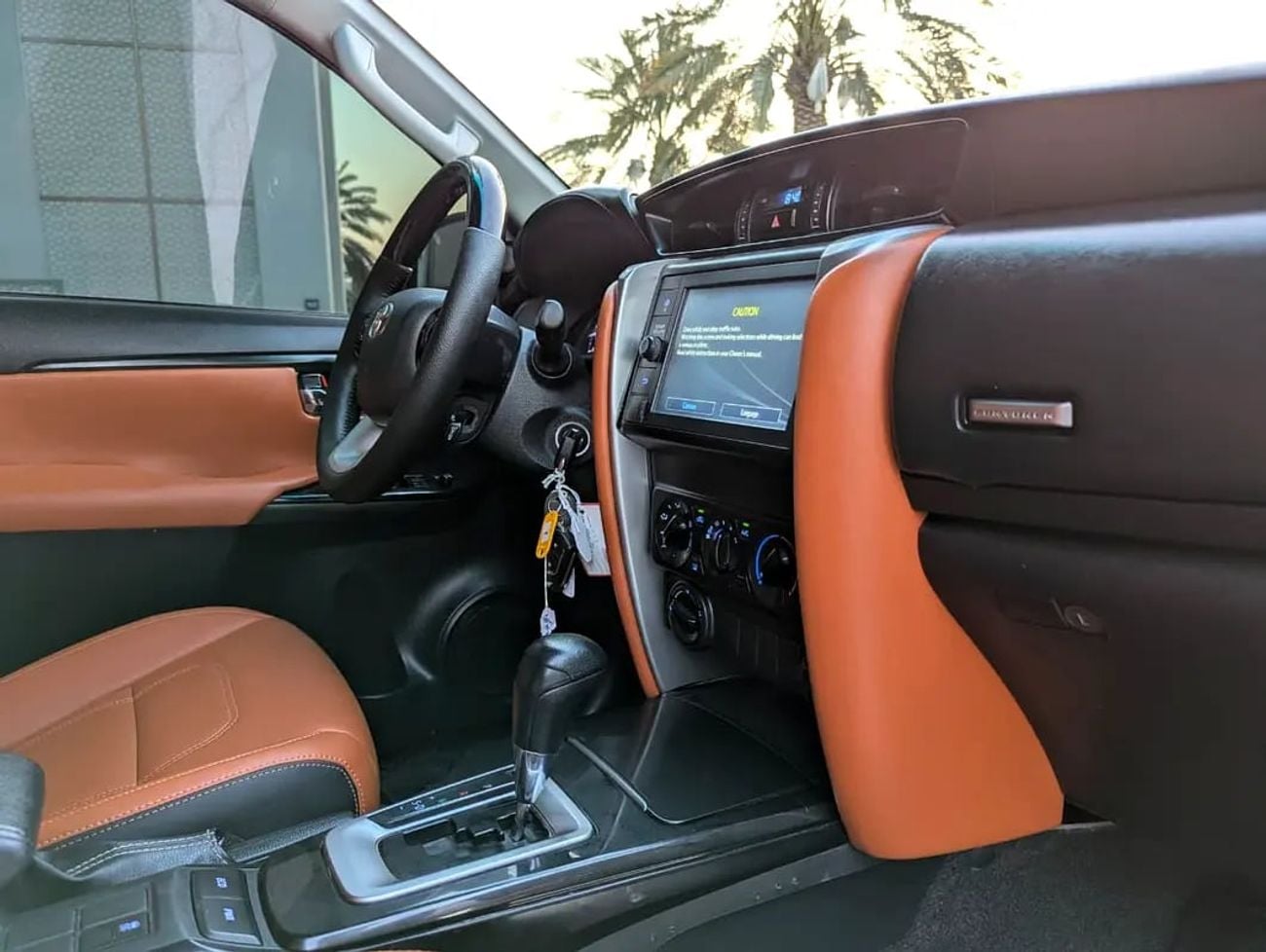 تويوتا فورتونر Pristine EXR V4 2.7L | GCC Specs | Low Mileage