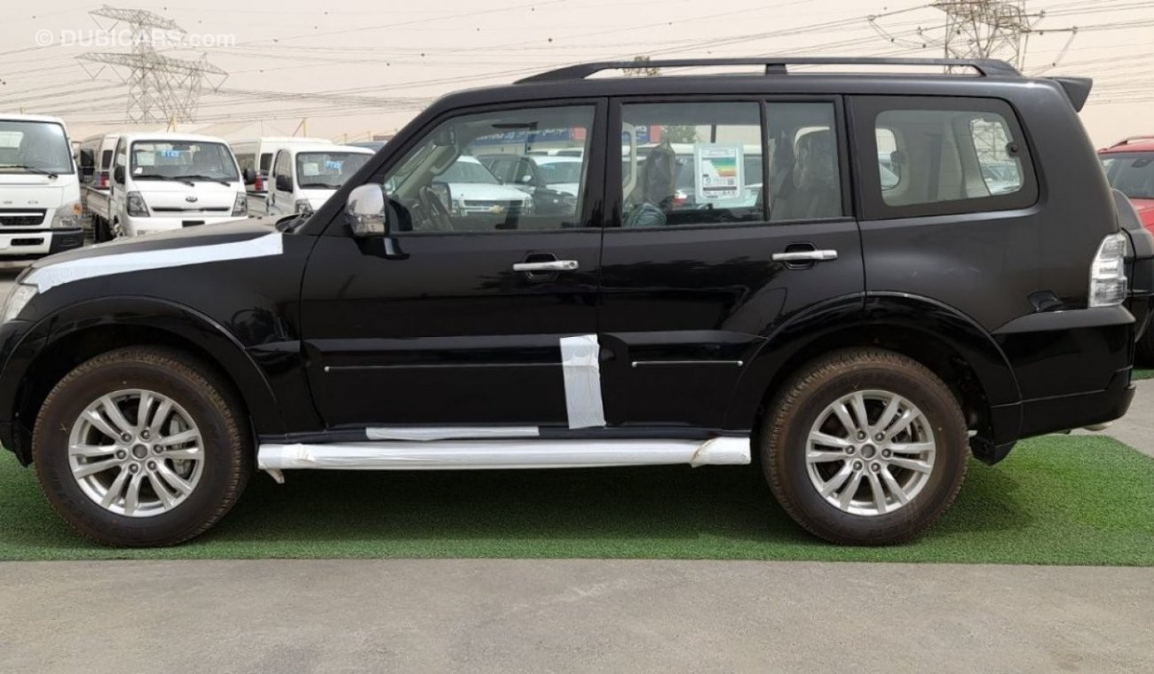 ميتسوبيشي باجيرو GLX 3.8L - 2020 - 0KM NEW CAR - PTR - GCC