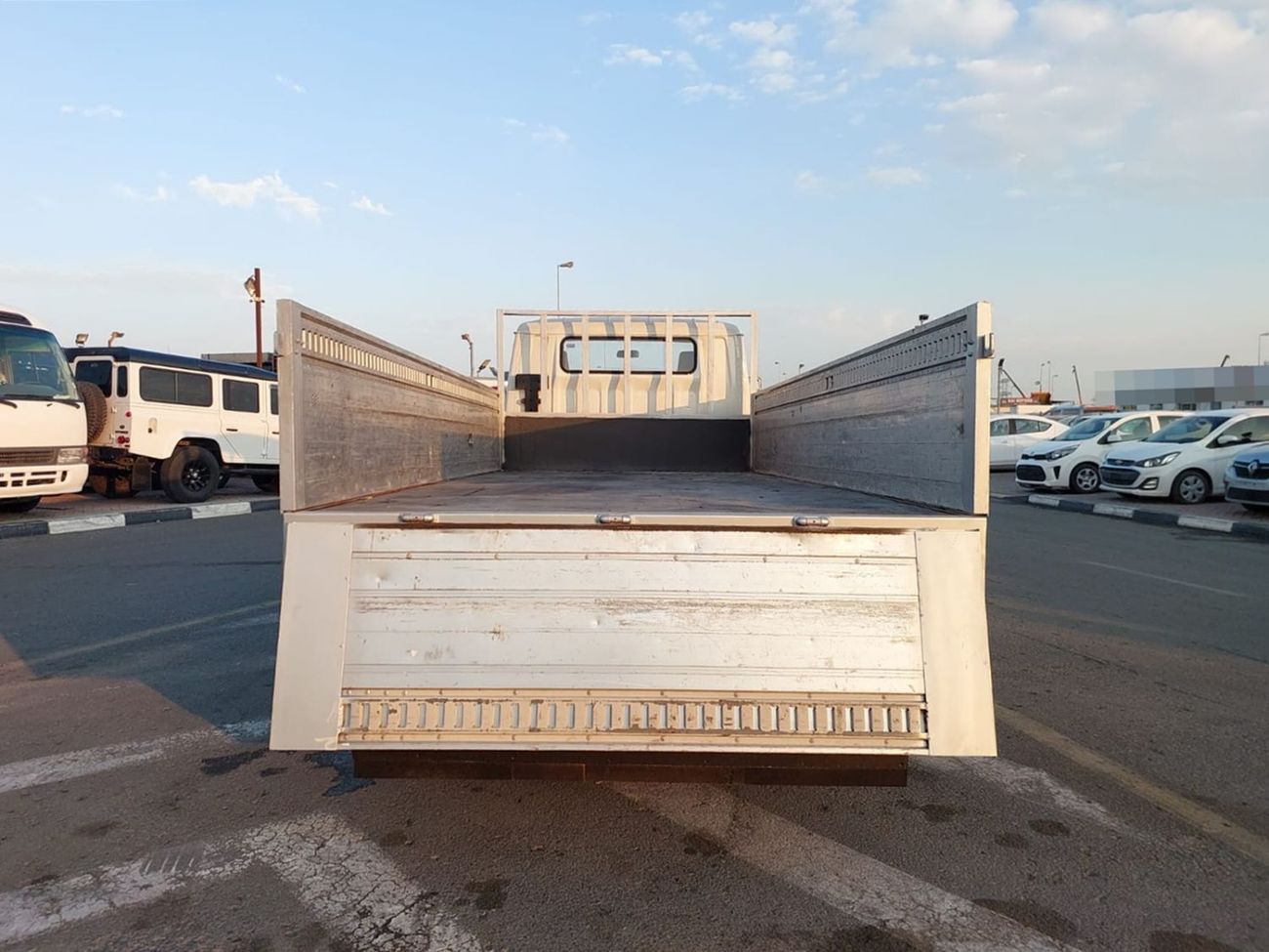 ميتسوبيشي فوسو كانتير MITSUBISHI CANTER TRUCK RHD 1989 MODEL 4.2 L DIESEL MANUAL(PM22881)