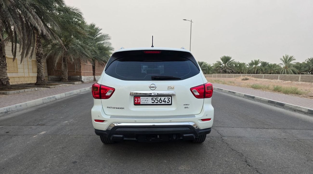 نيسان باثفايندر SL