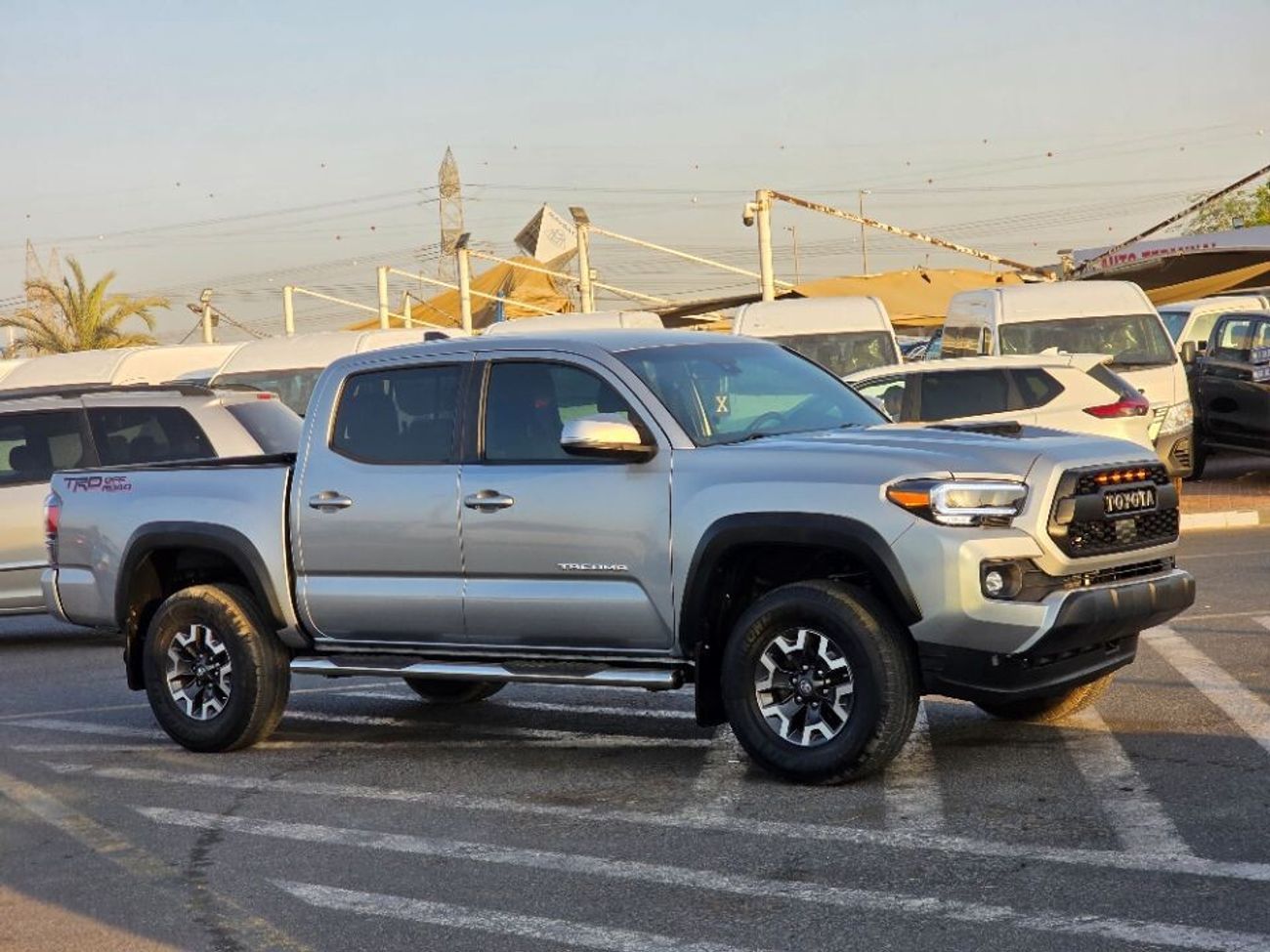 Toyota Tacoma 2020 Model TRD off Road Push button and leather seats