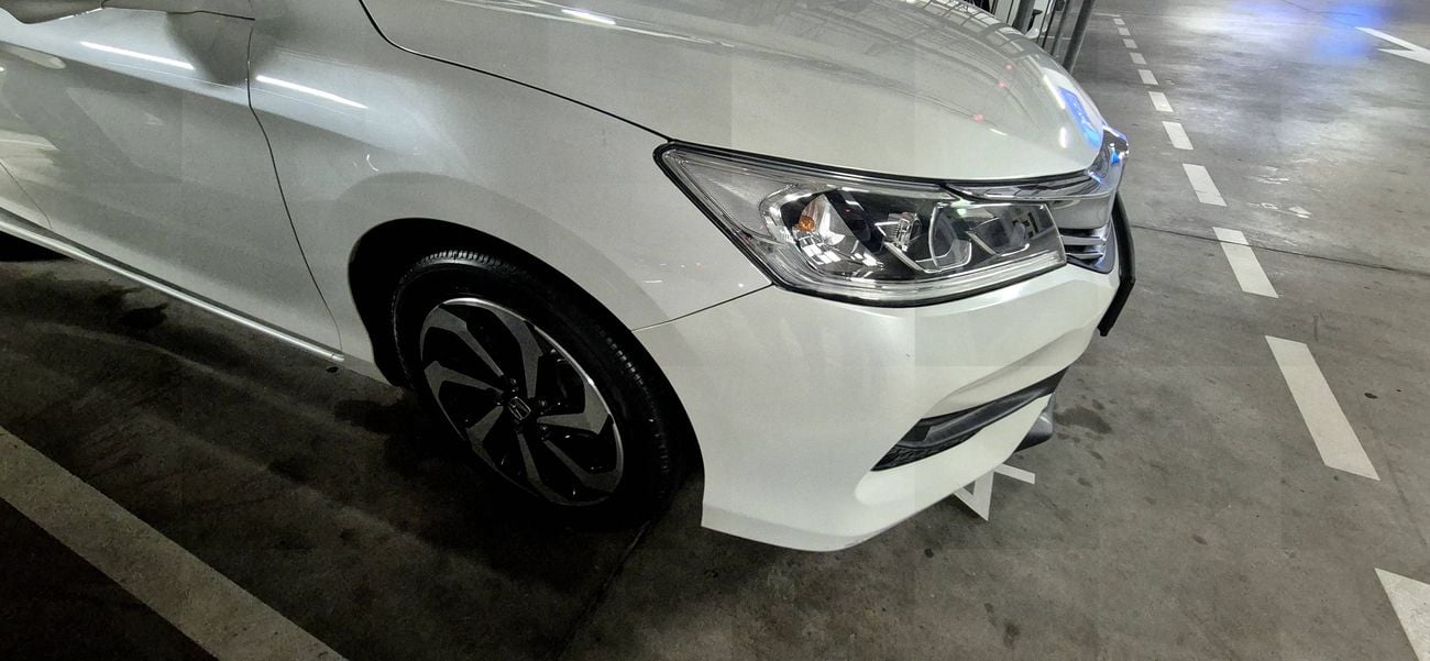 Honda Accord LX 2.4L