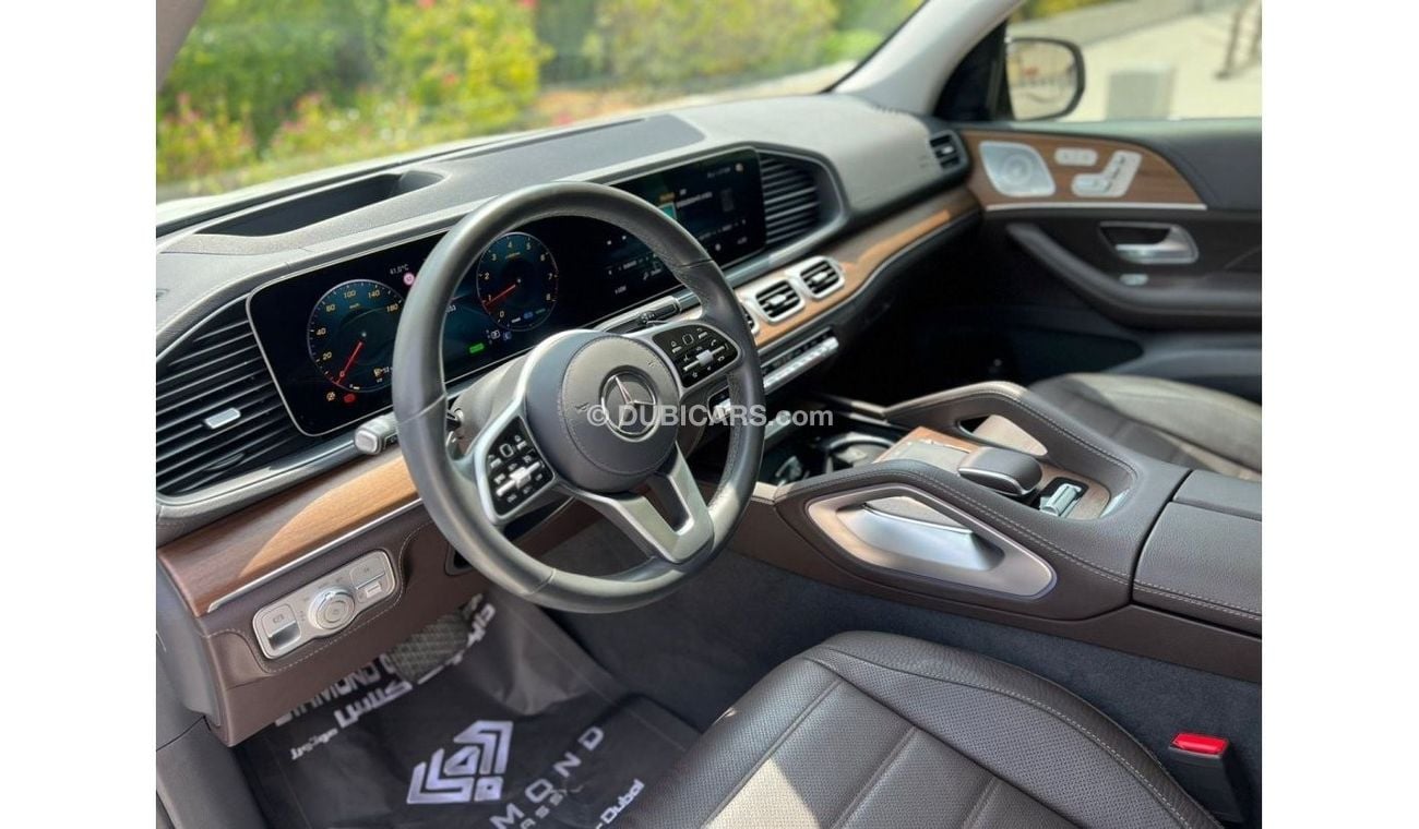 Mercedes-Benz GLE 450 AMG Mercedes GLE 450 AMG Panoramic V6  Head-up Display  2020 GCC Service Contract  Under Warranty