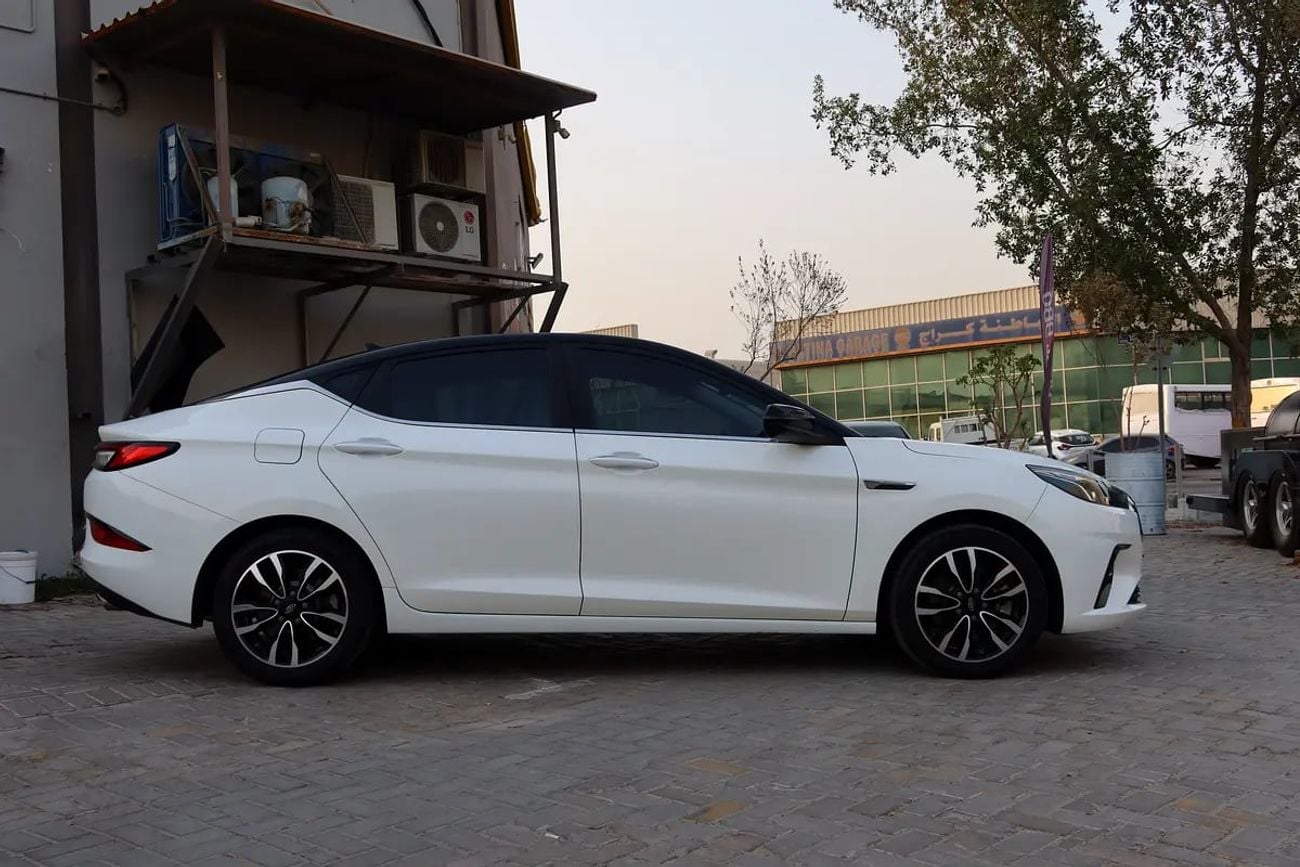 JAC J7 LUXURY | GCC | Warranty & Service Till | FDSH | Original Paint