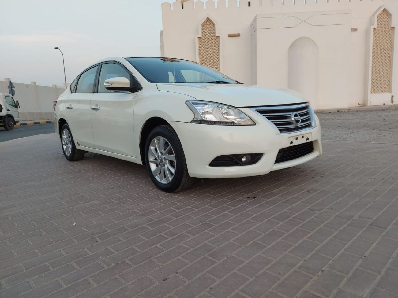 نيسان سنترا SL 1.8L