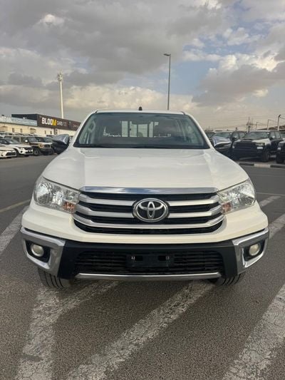 تويوتا هيلوكس Toyota Hilux pickup 2019Model Engine 2.8 Diesel 4x4 colour white Transmission Automatic Interior.Bla