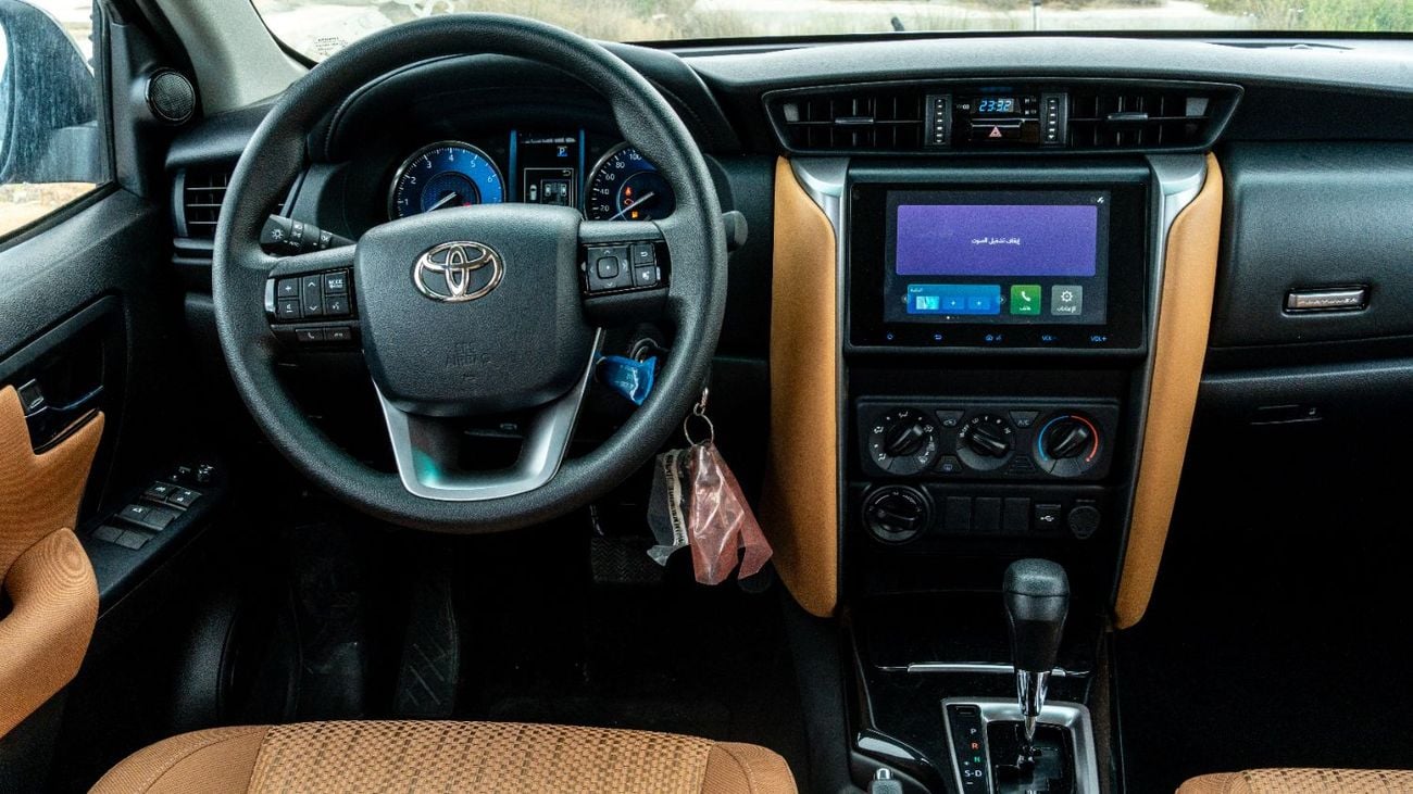 تويوتا فورتونر 2026 Toyota Fortuner GX 2.7L AT Petrol (Gray-Tan) 4WD